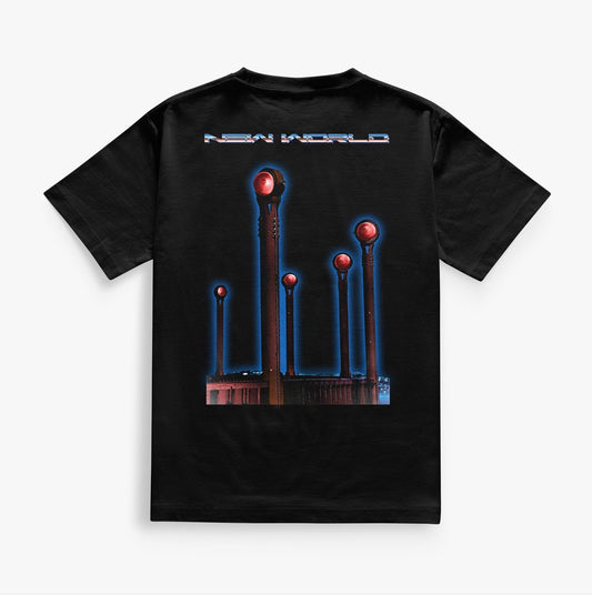 NEW WORLD RED ORBS TEE