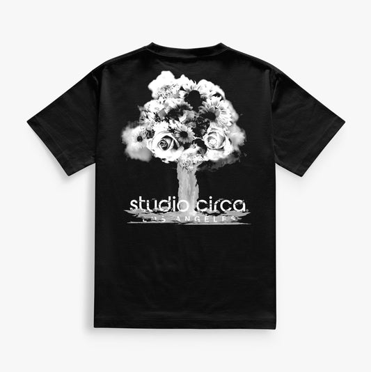 B/W ATOMIC FLOWER